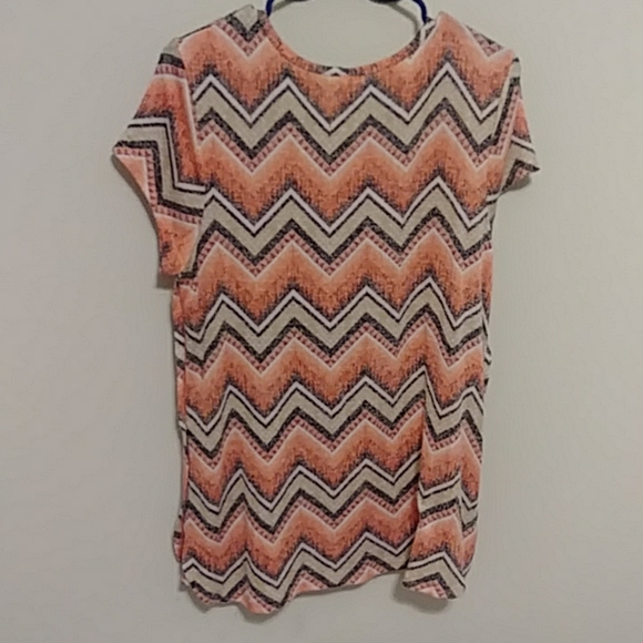 Top - Picture 2 of 2